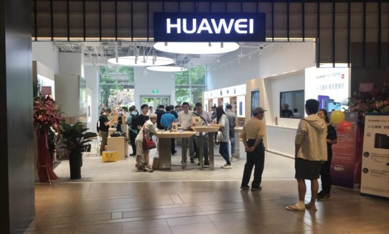 Huawei has immediately lost access to Android and Google