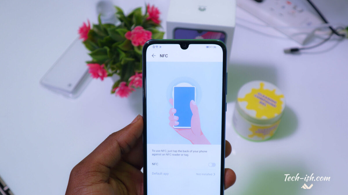 Huawei Y8p Unboxing and First Impressions
