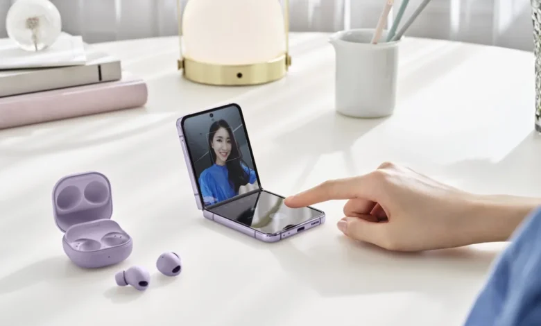 Samsung pushes boundaries with the new Galaxy Flip4 and Fold4