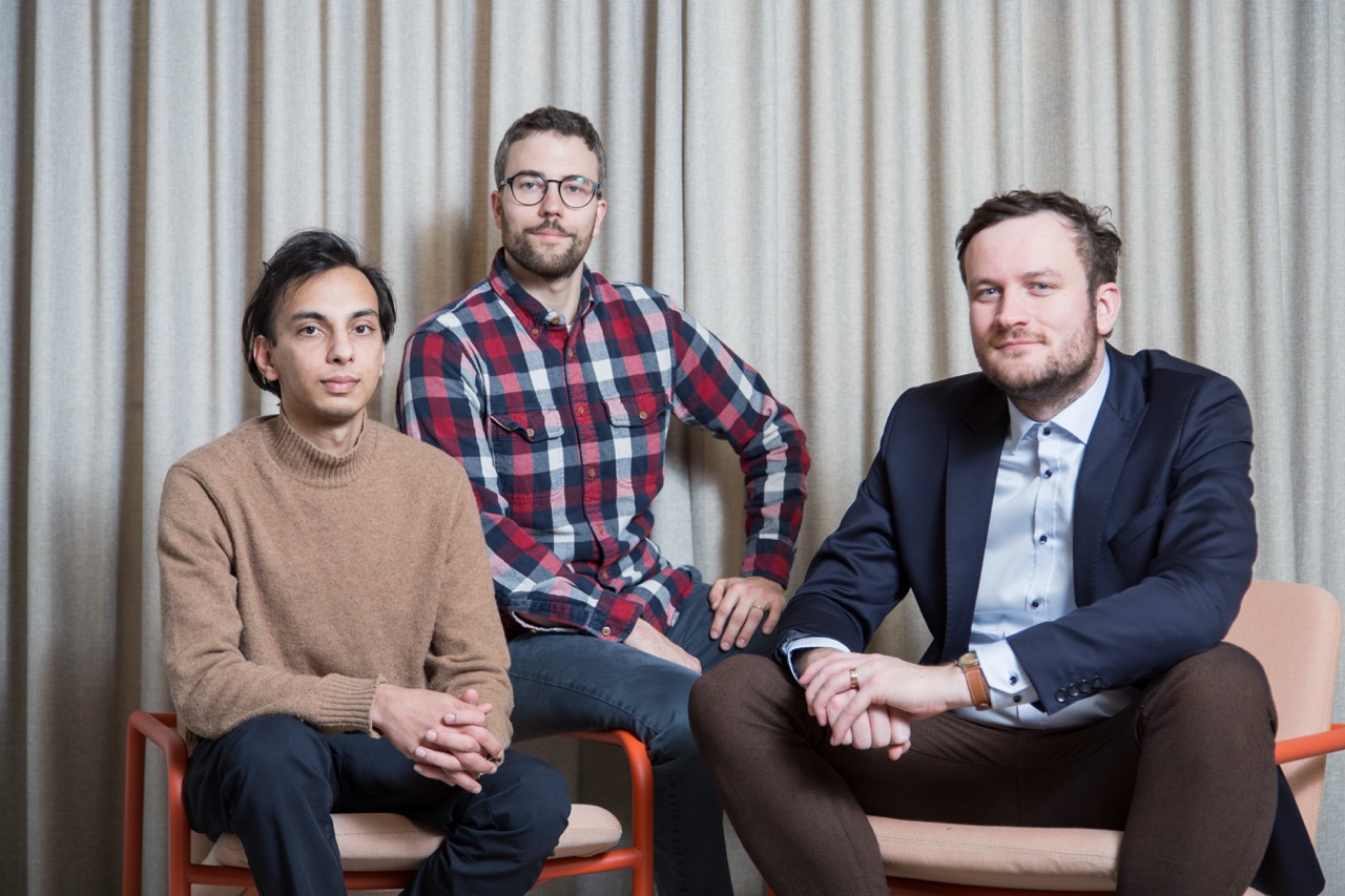 ZuriQ_Founders-Pavel_Hrmo-Shreyans_Jain-Tobias_Saegesser ZuriQ raises $4.2M to revolutionize trapped-ion quantum computing with scalable two-dimensional architecture, unlocking industrial-scale quantum applications.