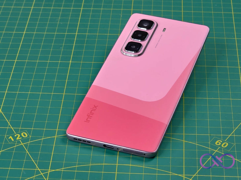 Infinix updates the HOT 50 Series in Kenya with new colors, a slim 3D curved display, 4.5G connectivity, and exclusive discounts.