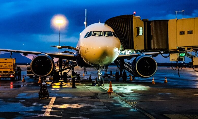 Visa-AFRAA study shows outdated payment systems are costing African airlines revenue, fraud losses, and passenger trust. \\white airplane