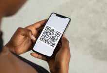 QR codes are everywhere, but so are the scams! From phishing to malware, learn the 4 major security risks hiding behind those convenient squares and how to protect yourself. Essential reading for anyone using QR codes daily