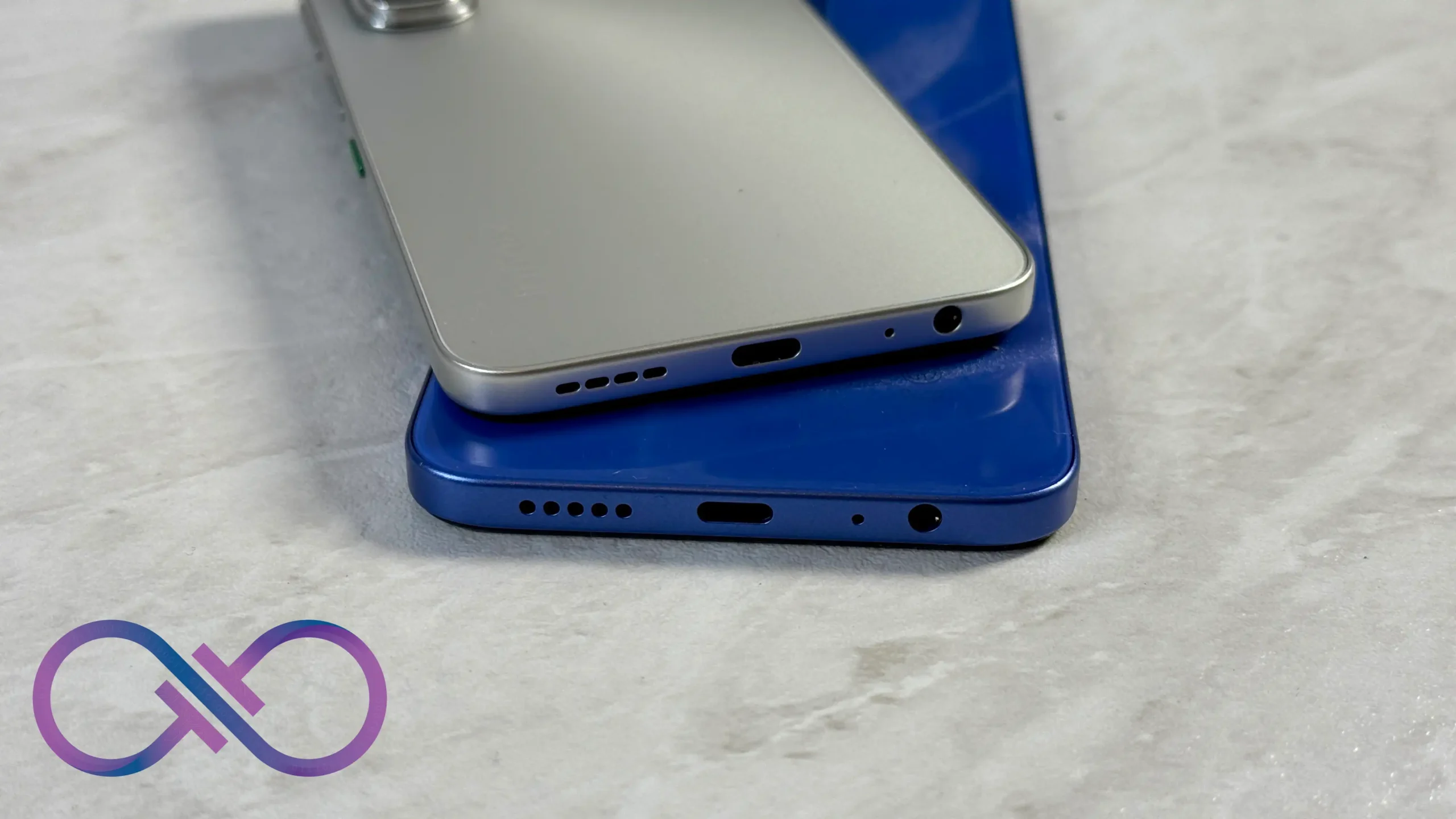 Redmi 15C vs Infinix HOT 60i: A complete comparison of specs, prices, battery life, charging, cameras, and AI features.
