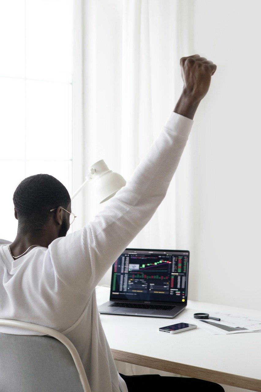 In the African forex market, speed is the ultimate advantage. Automated, high-frequency trading now beats human instinct, with milliseconds defining profit.