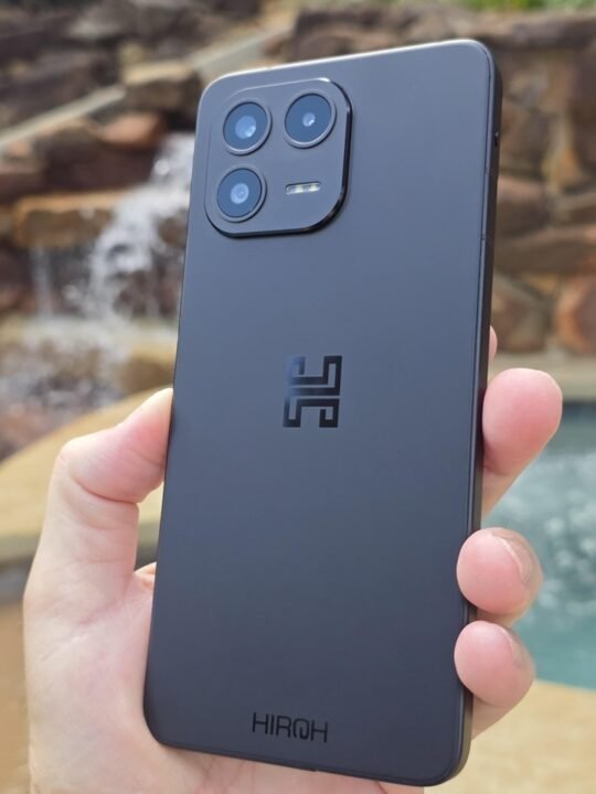 Hiroh-Phone-launch