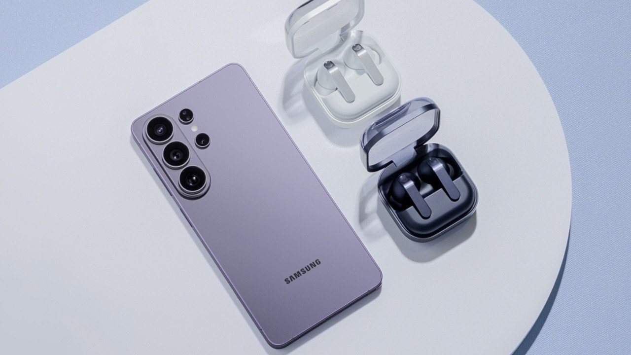 Samsung-Galaxy-S26-Ultra-and-Galaxy-Buds-4-Pro