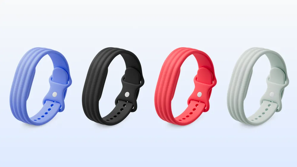 The Fitbit Air is a 5.2g screenless tracker with a week of battery life. Here's how it compares globally.