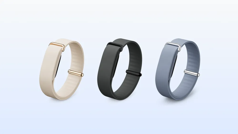 The Fitbit Air is a 5.2g screenless tracker with a week of battery life. Here's how it compares globally.