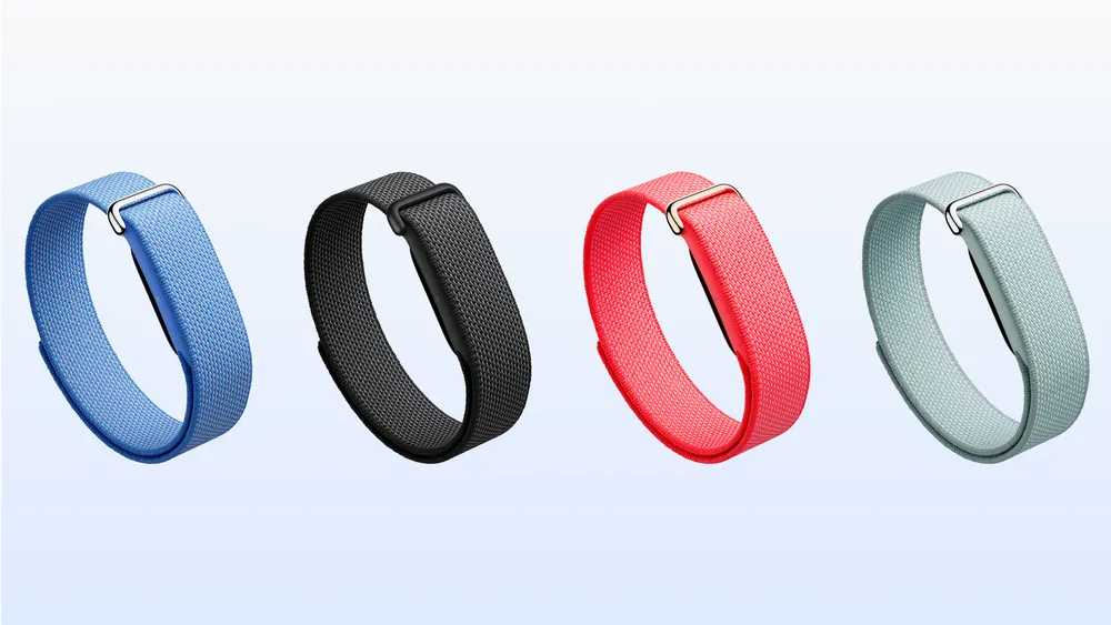 The Fitbit Air is a 5.2g screenless tracker with a week of battery life. Here's how it compares globally.