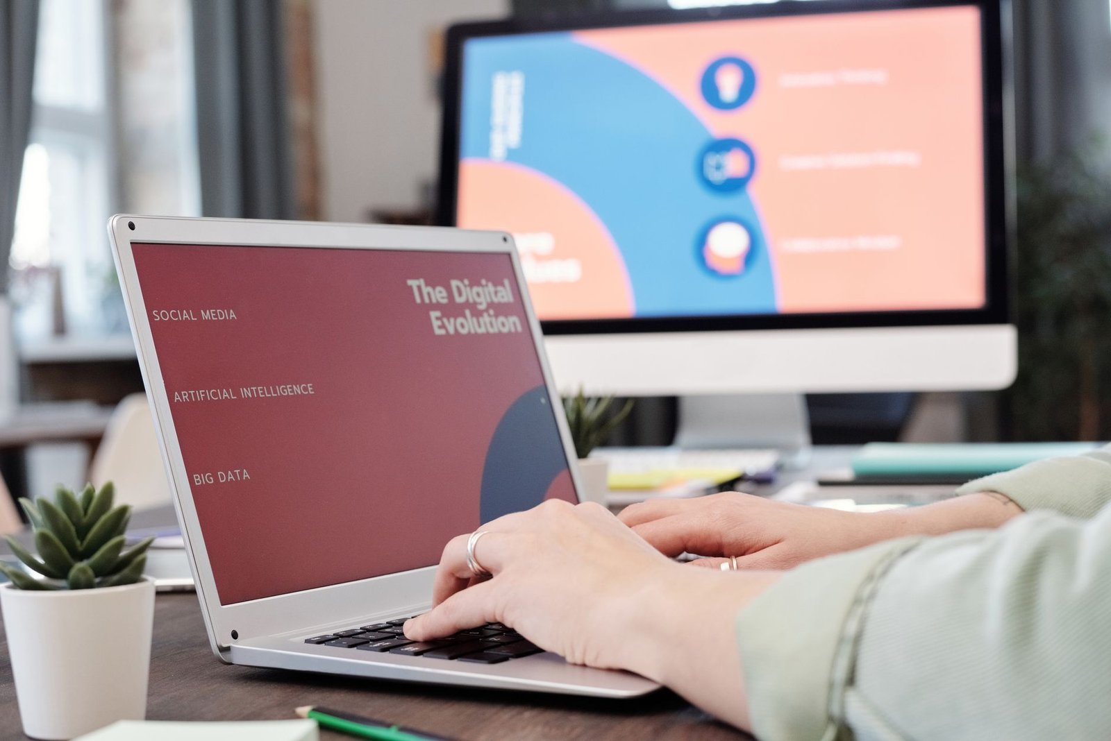 7 Best AI Virtual Assistants and How to Pick the Right One - tech-ish