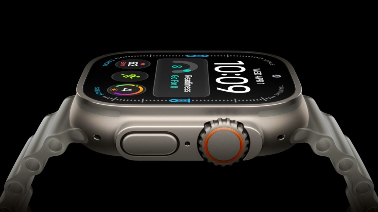 Apple Watch Series 12 and Ultra 4 add Siri Recap and Live Rewind, tools that summarise conversations without recording audio.