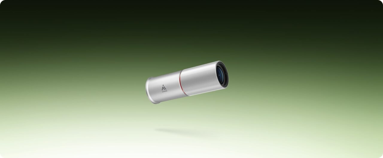 Honor's 500mm G500 lens costs about USD 370 or KES 48,300 with grip. The G200 costs about USD 150 alone.