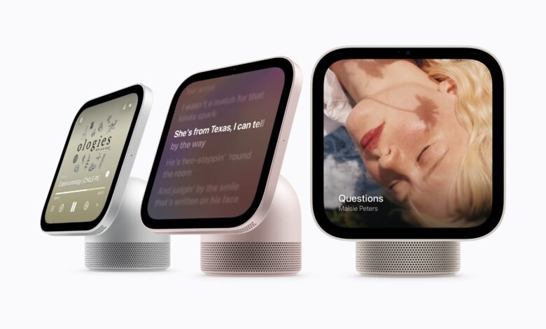Apple HomeView combines a shared screen, Siri AI and home controls, with phone requirements, extra mounting costs and regional restrictions.