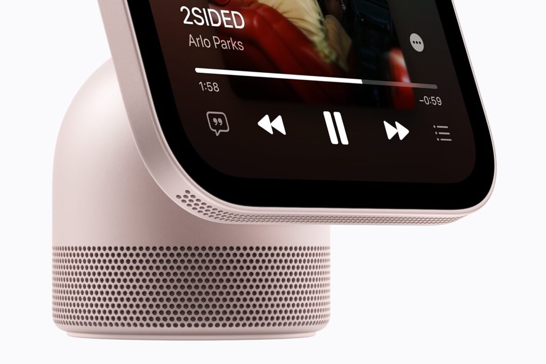 Apple HomeView combines a shared screen, Siri AI and home controls, with phone requirements, extra mounting costs and regional restrictions.